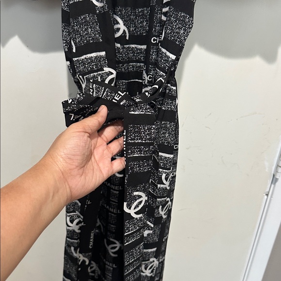 Black and White Logo Print Dress - Picture 3 of 3